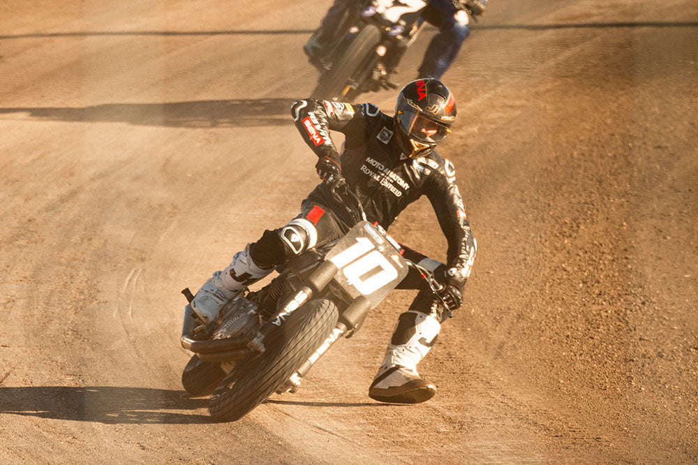 flat-track-motorcycle-racer-johnny-lewis