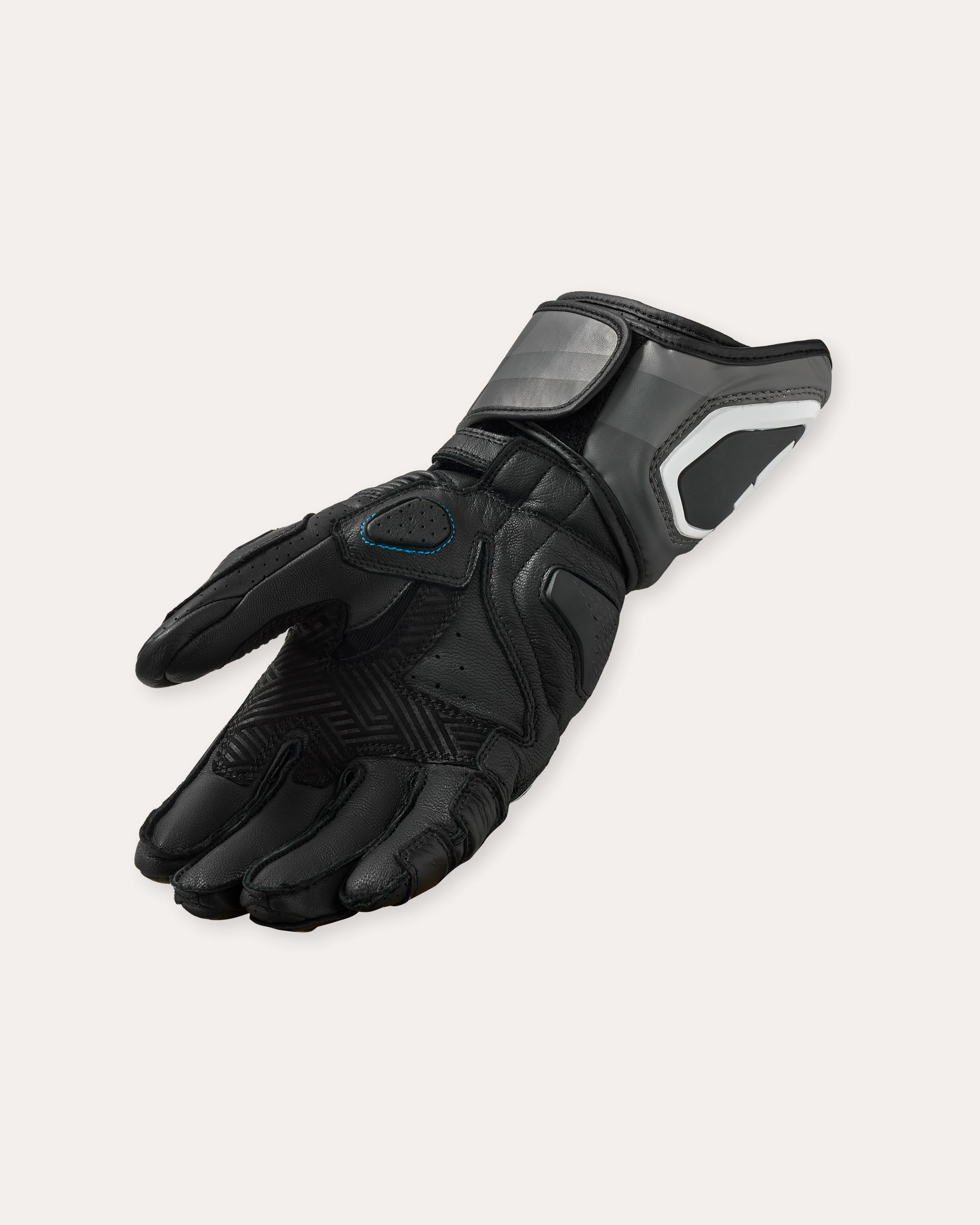 Back image: Quantum 3 - Black-White