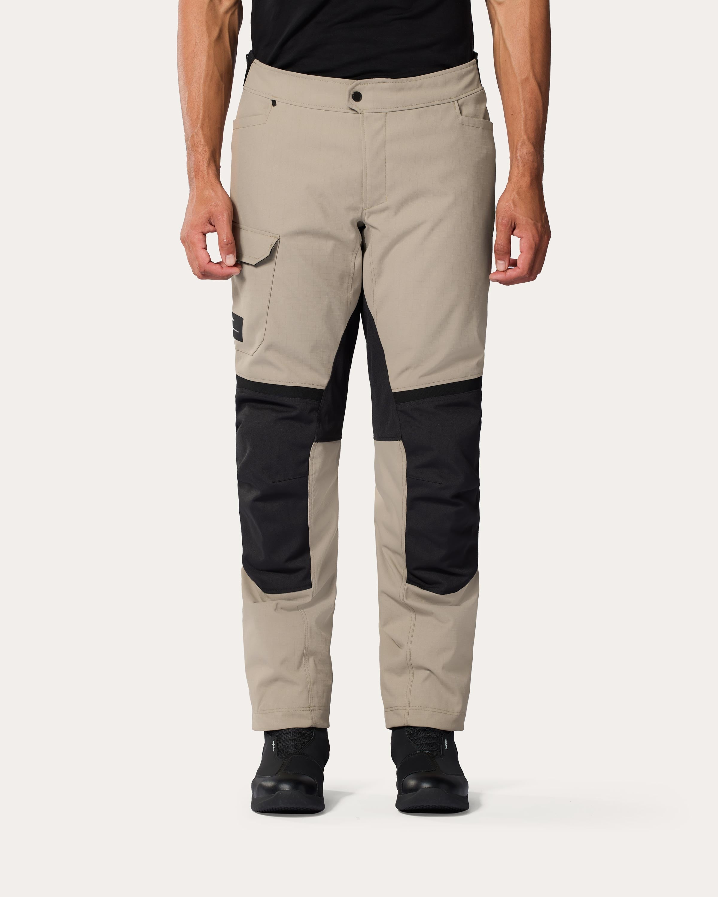 Variant image: Convergent H2O - Sand-Black