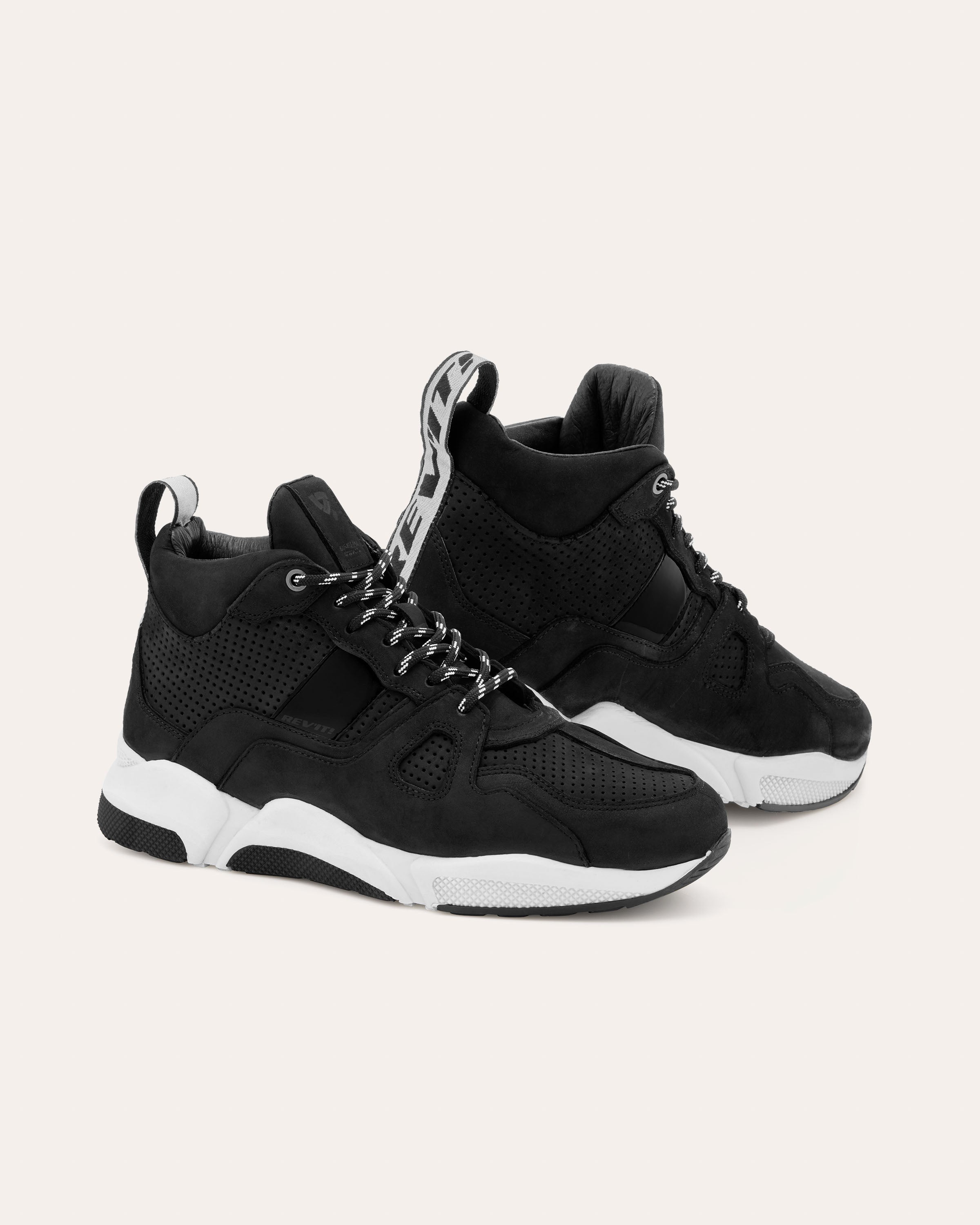 Front image: Astro Ghost - Black-White