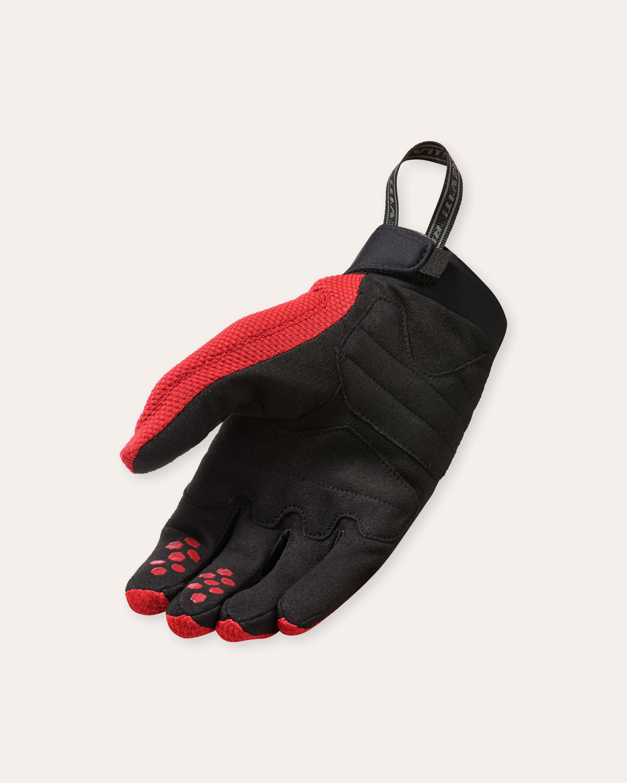 Back image: Massif - Red
