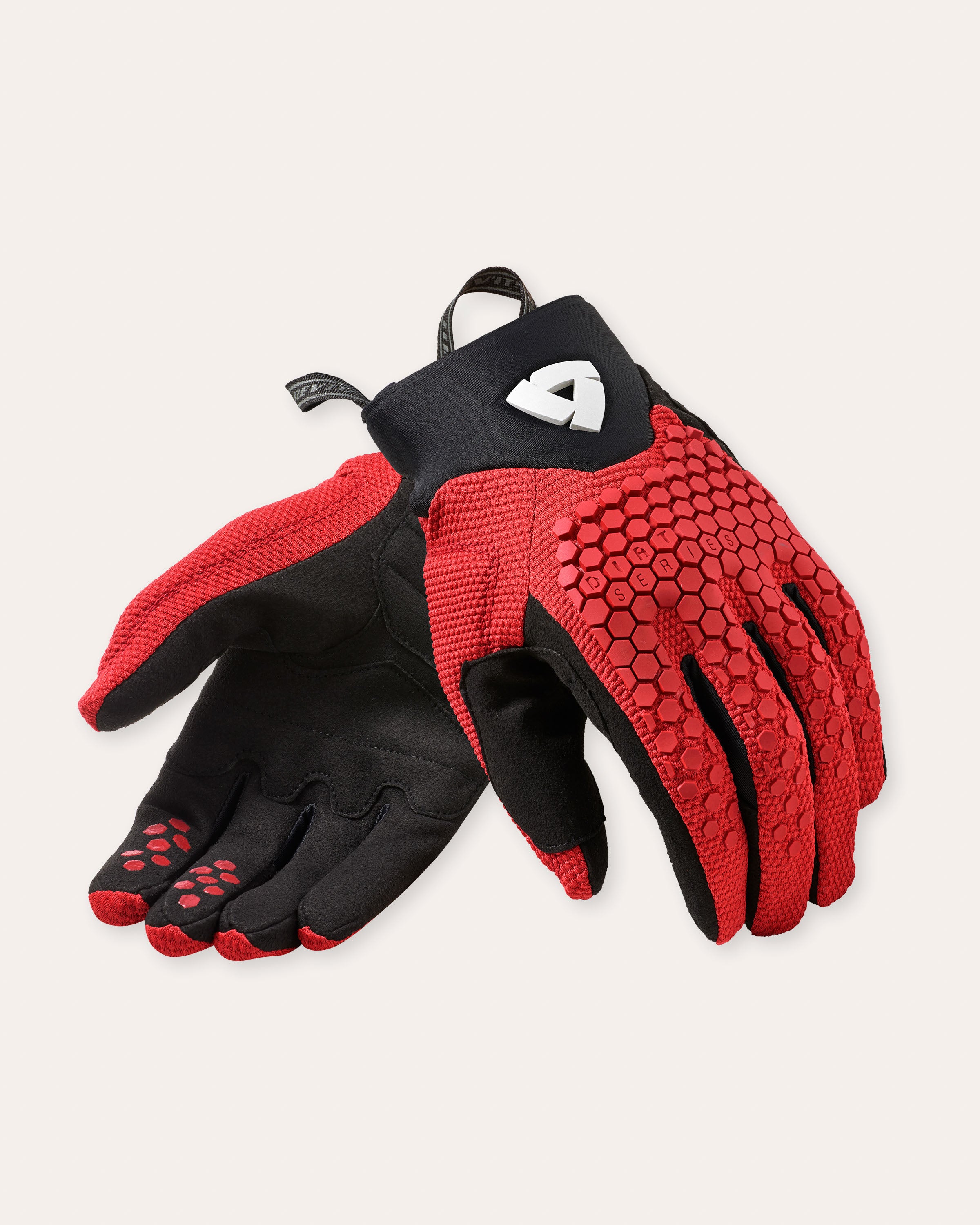 Front image: Massif - Red