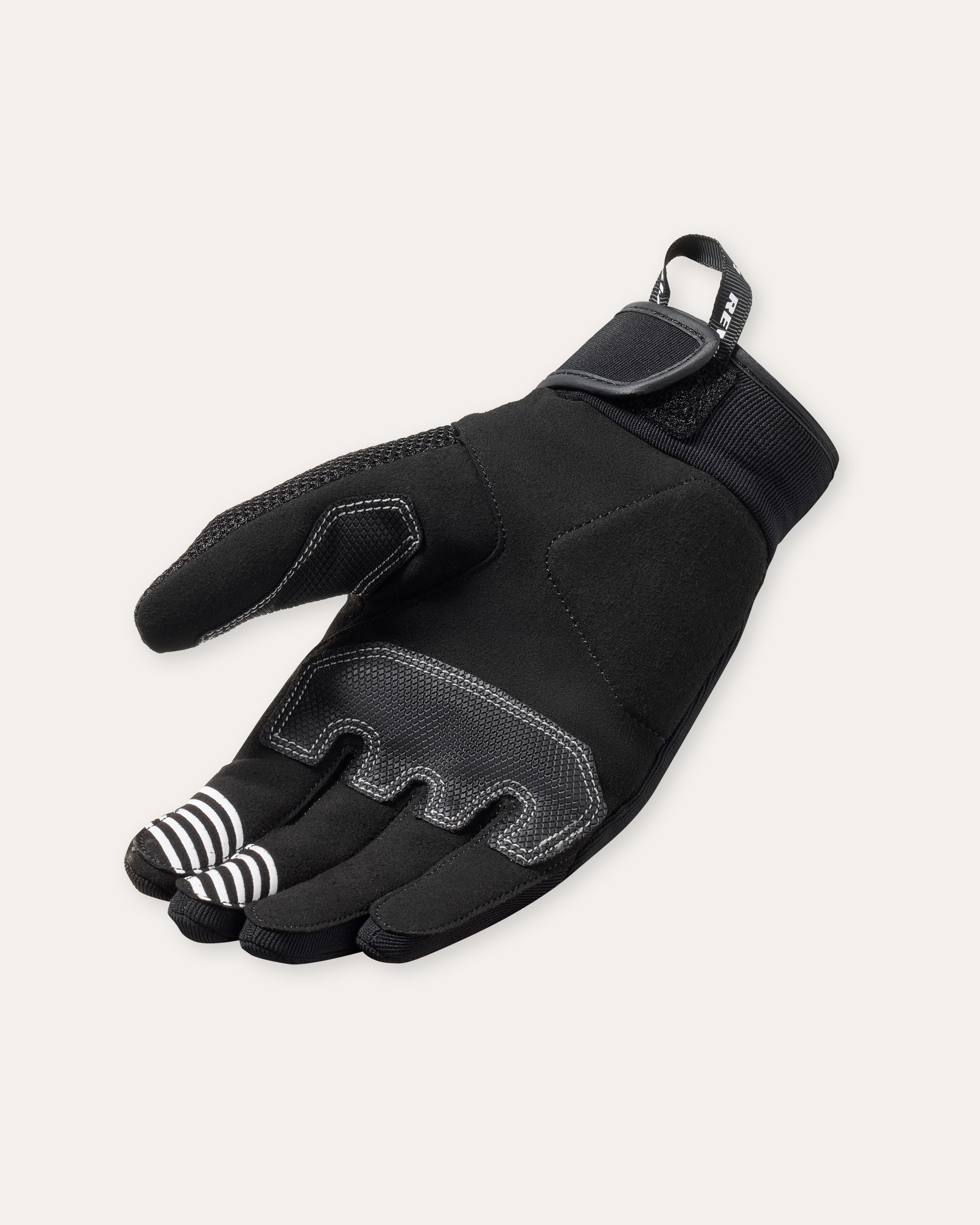 Back image: Endo - Black-White