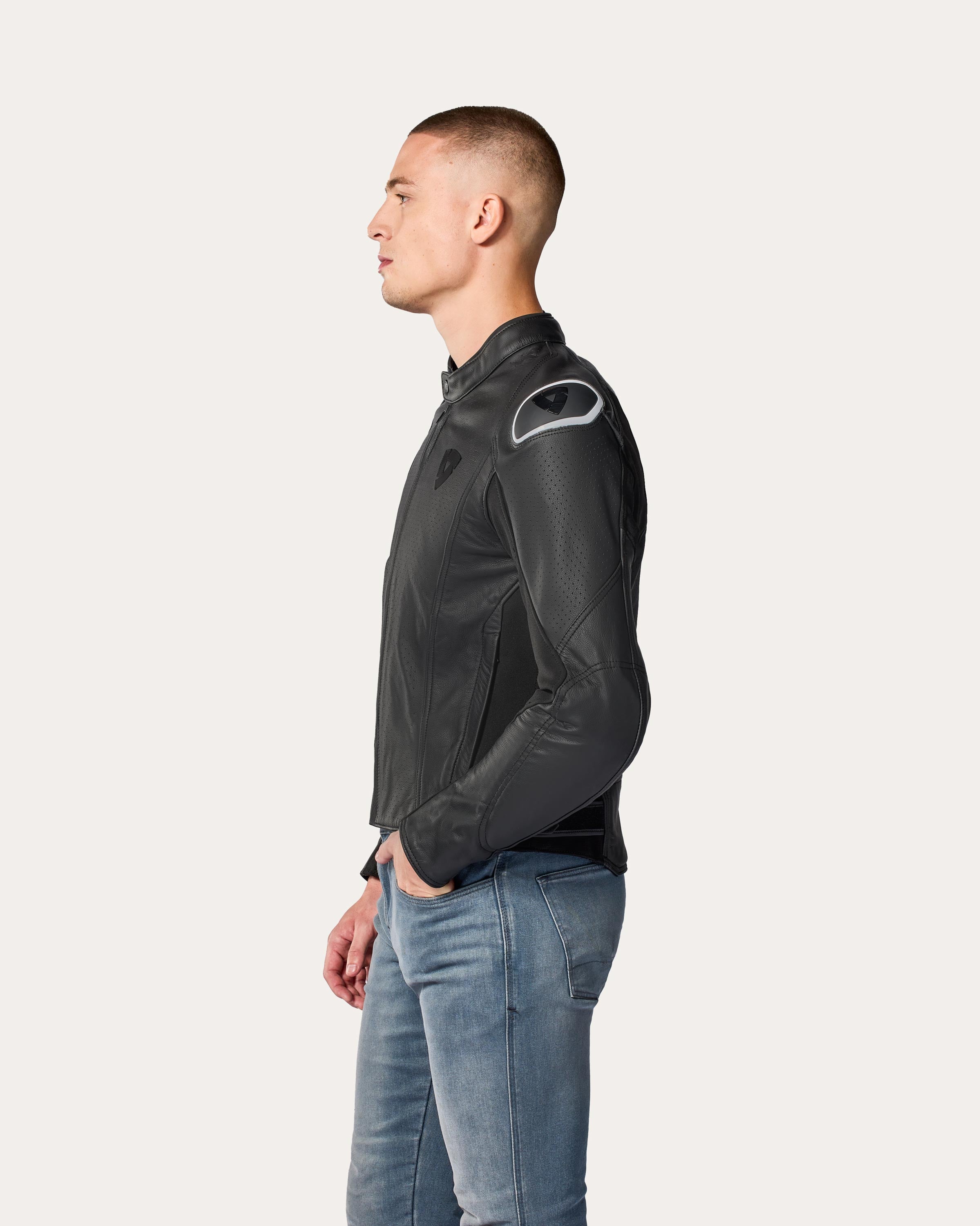 Variant image: Quadratic - Black-White