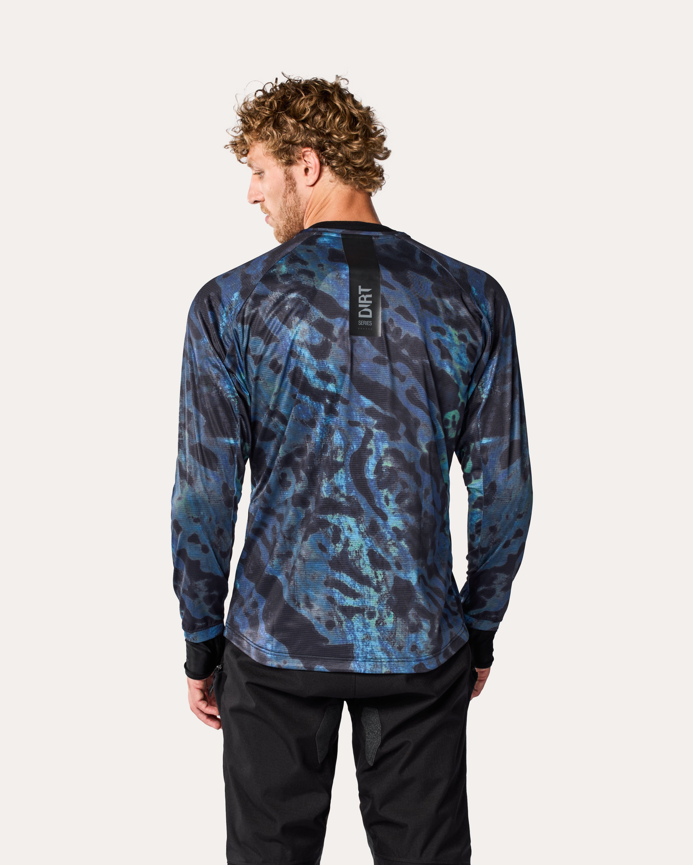 Additional photo: Emulsion - Blue-Black