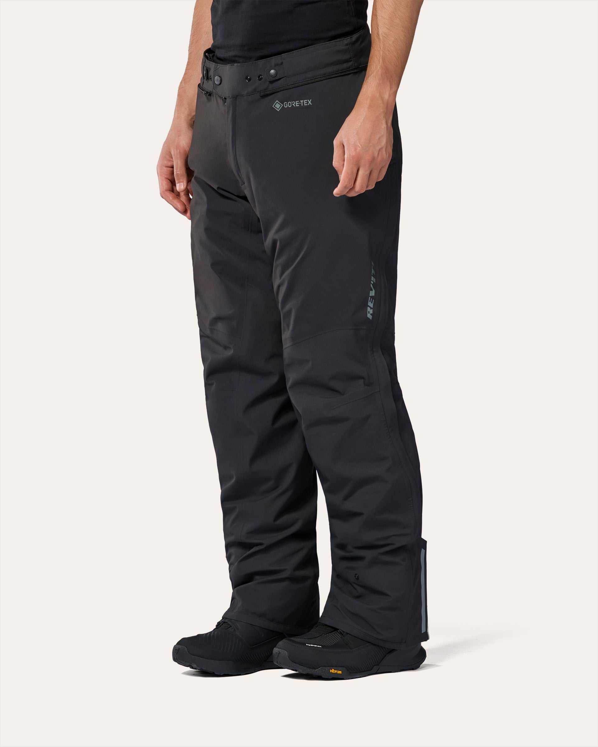 Additional photo: Defender 4 GTX - Black