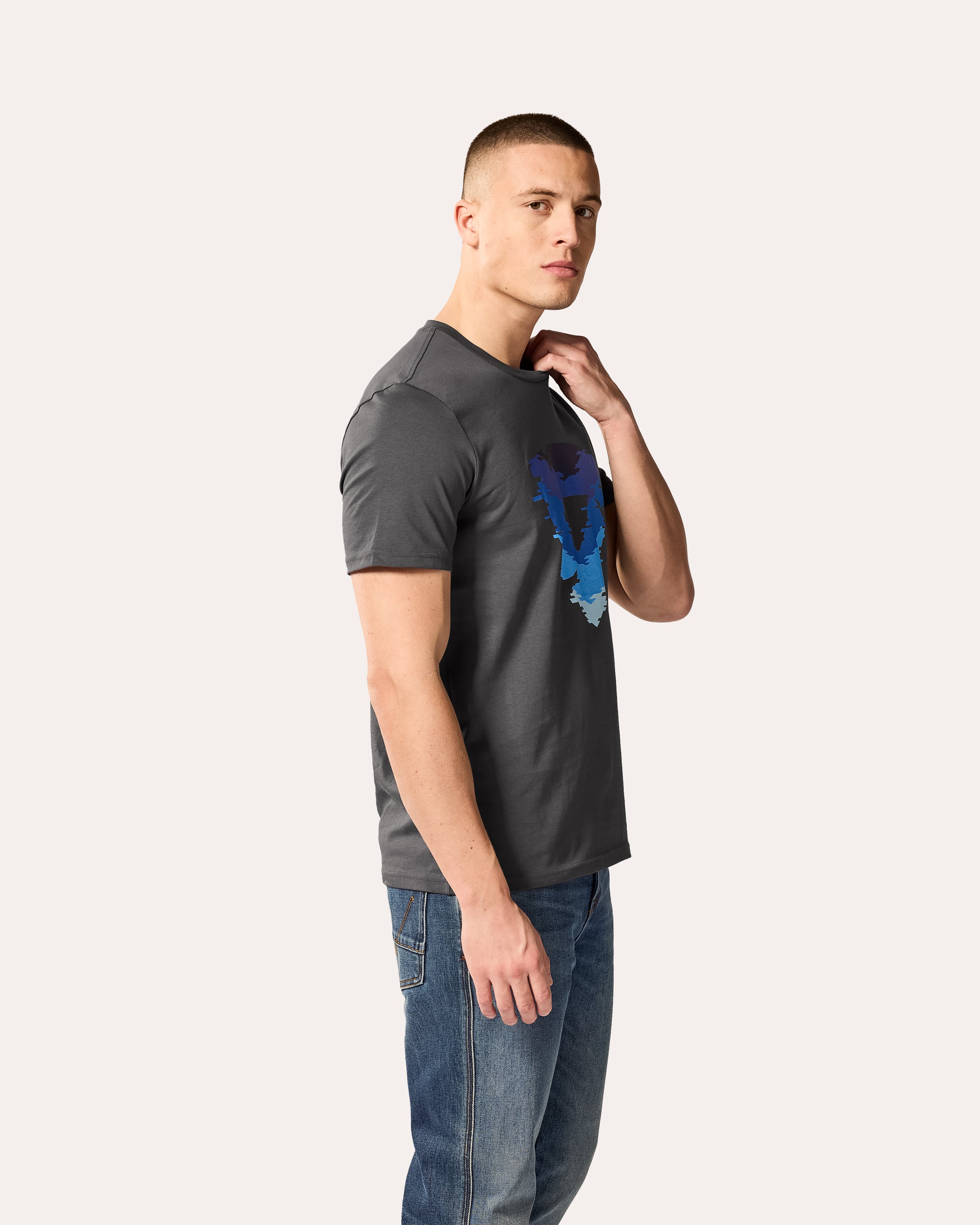 Additional photo: Andre - White