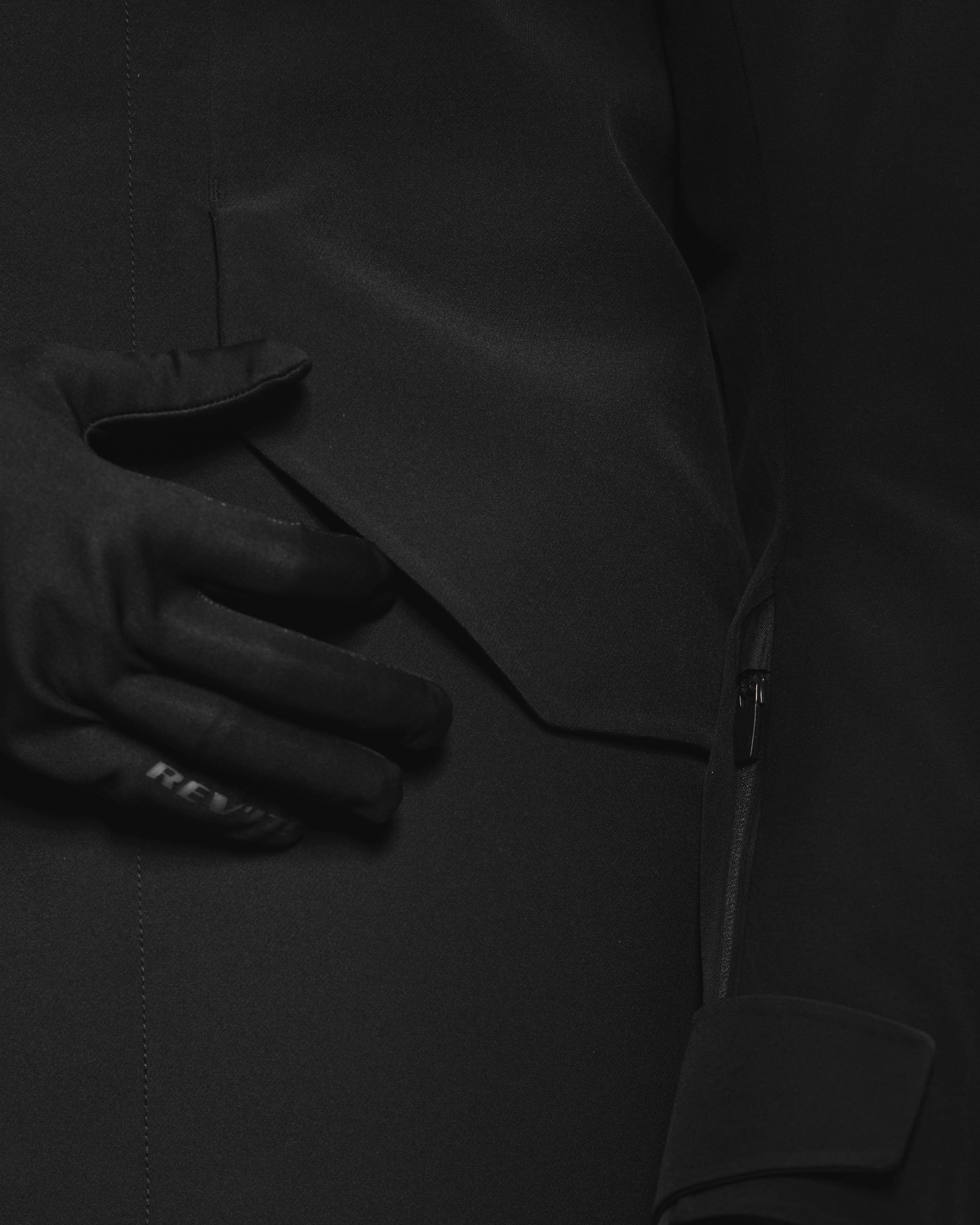 Variant image: Centro H2O - Black