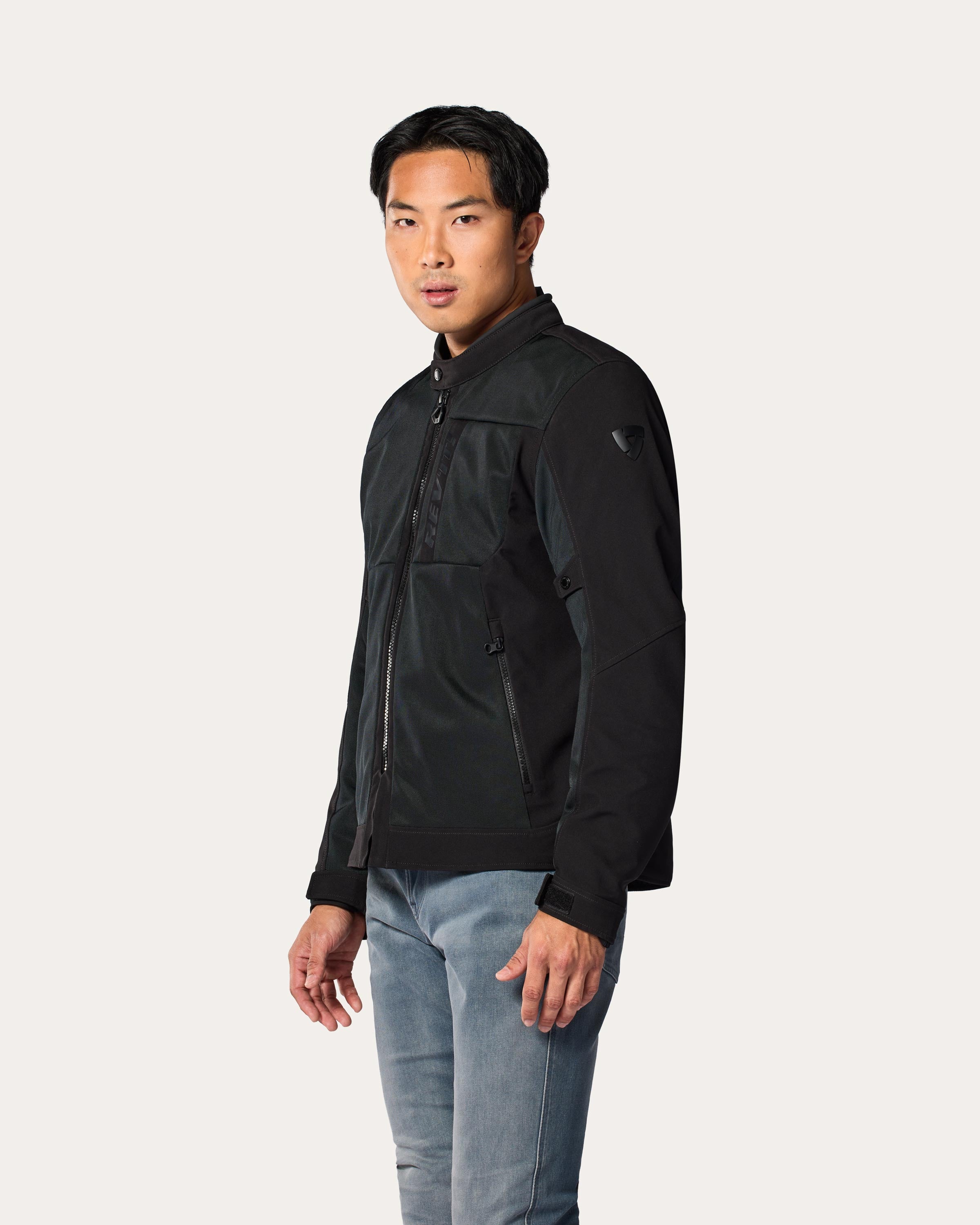 Additional photo: Highcrest H2O - Black