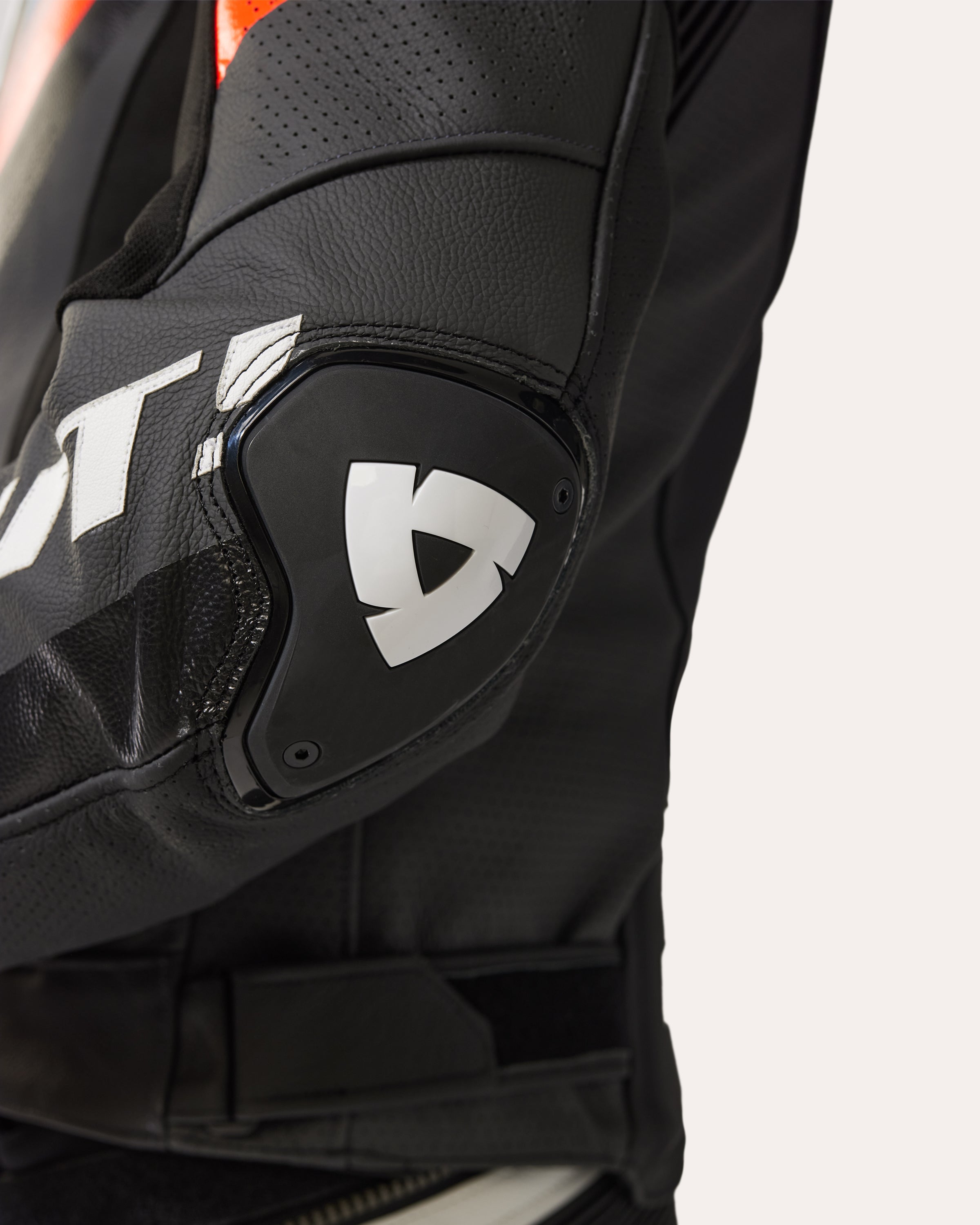 Quantum 3 Pro Motorcycle Jacket | REV'IT! – REV'IT! Sport