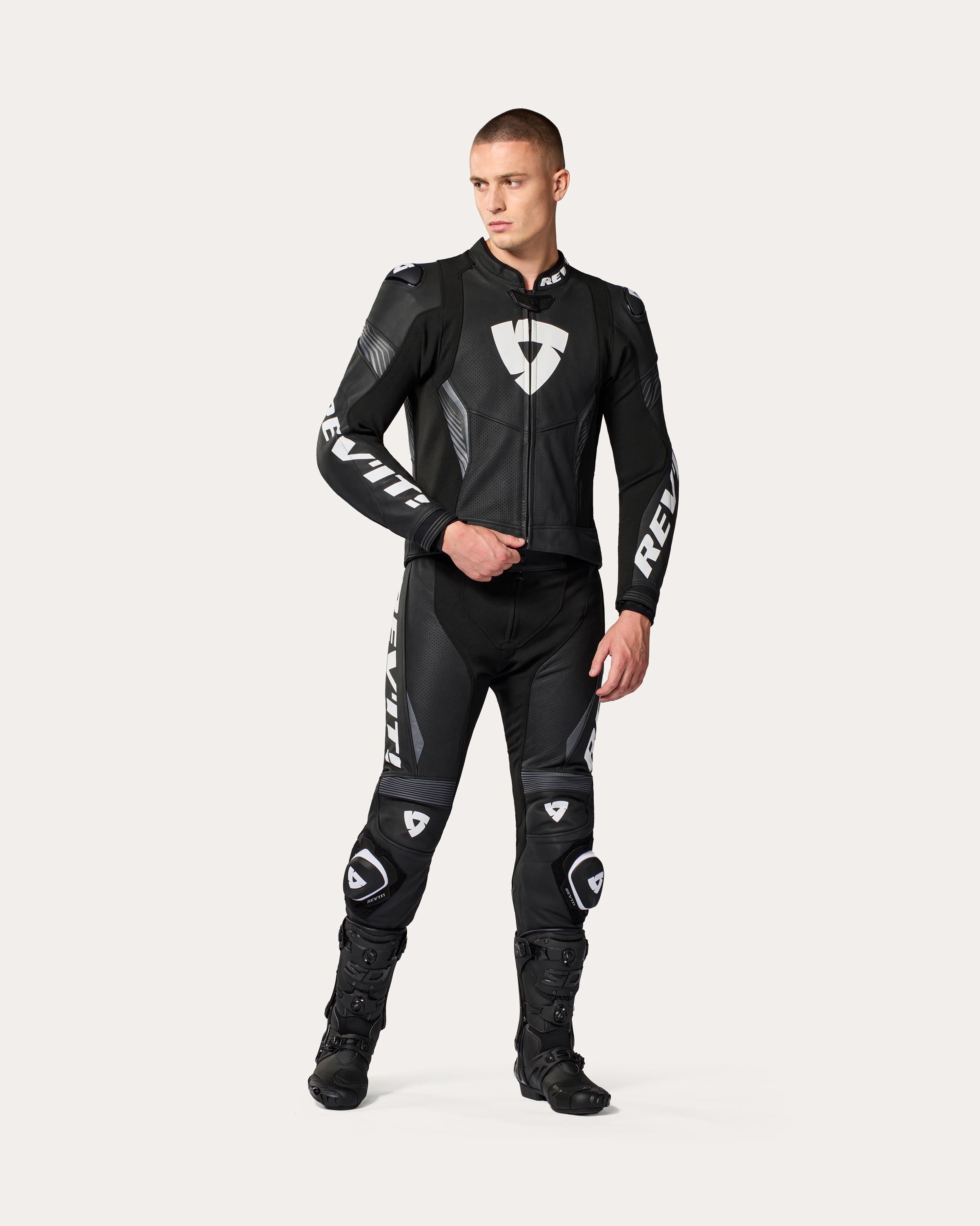 Variant image: Argon 3 - Black-White