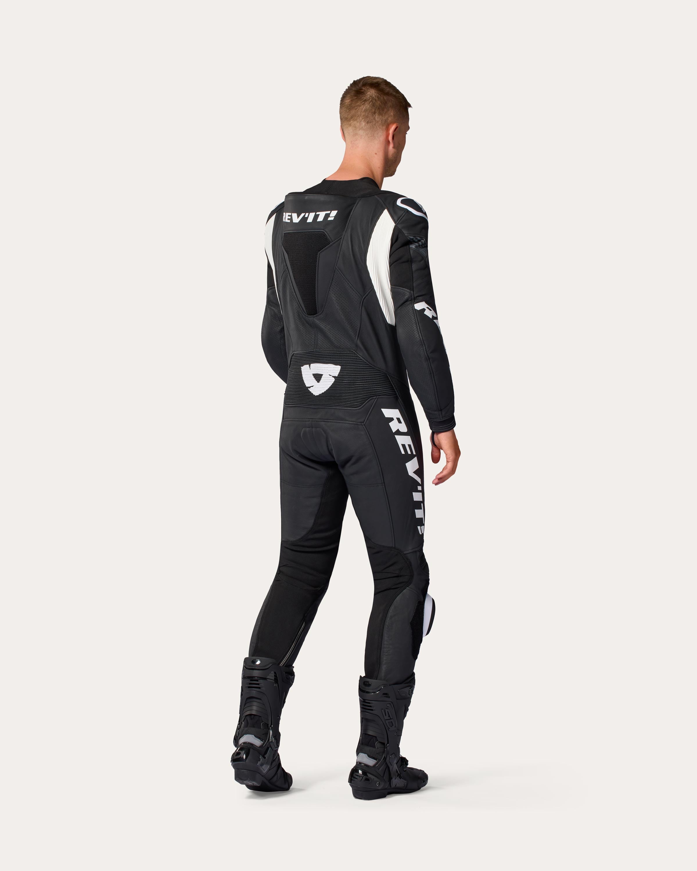 Argon 3 One-Piece Suit | REV'IT! – REV'IT! Sport International Argon 3 One-Piece Suit | REV'IT! – REV'IT! Sport International