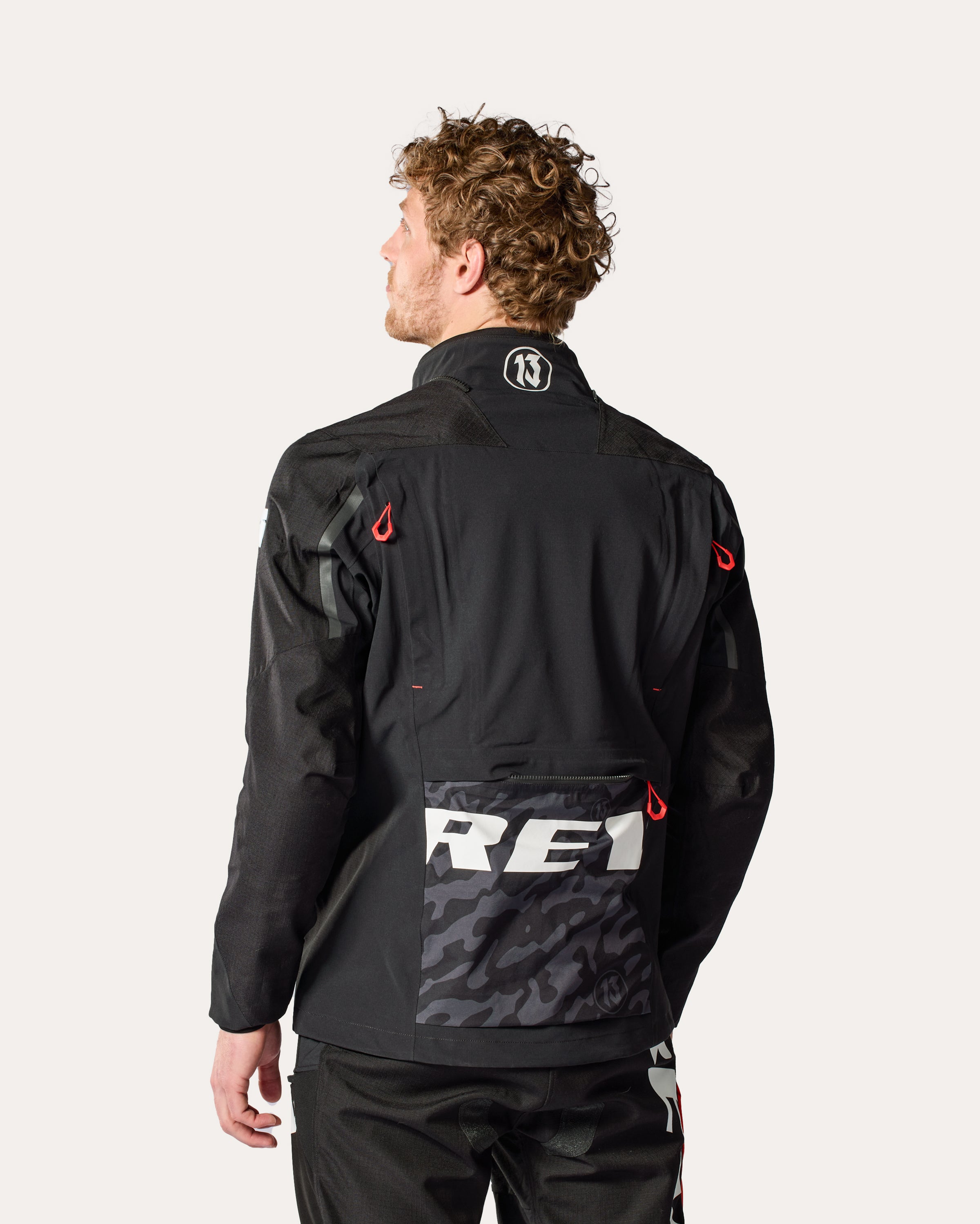 Vision H2O Jacket: Pol Tarrés-Inspired Waterproof Adventure Gear