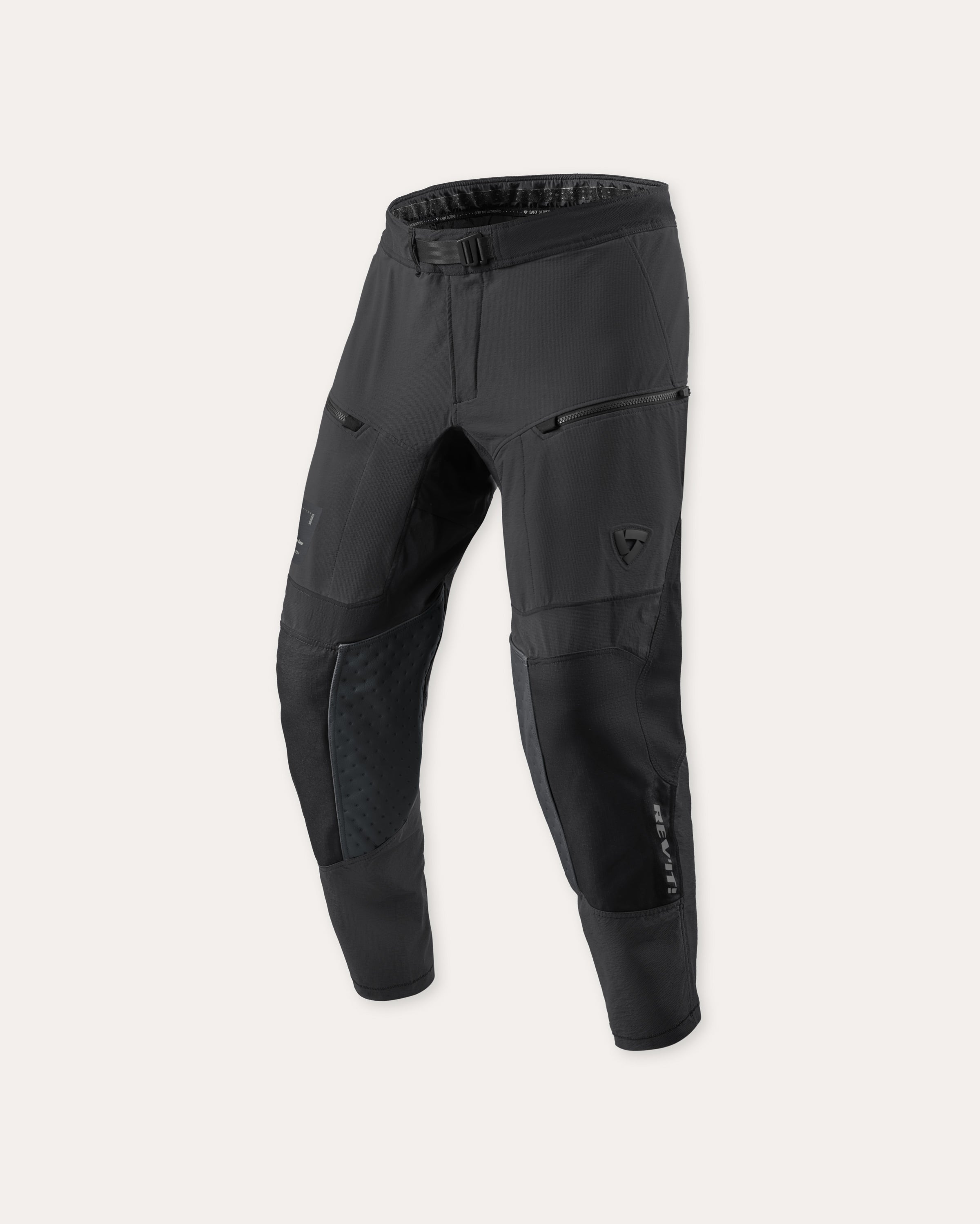 Front image: Peninsula 2 - Black