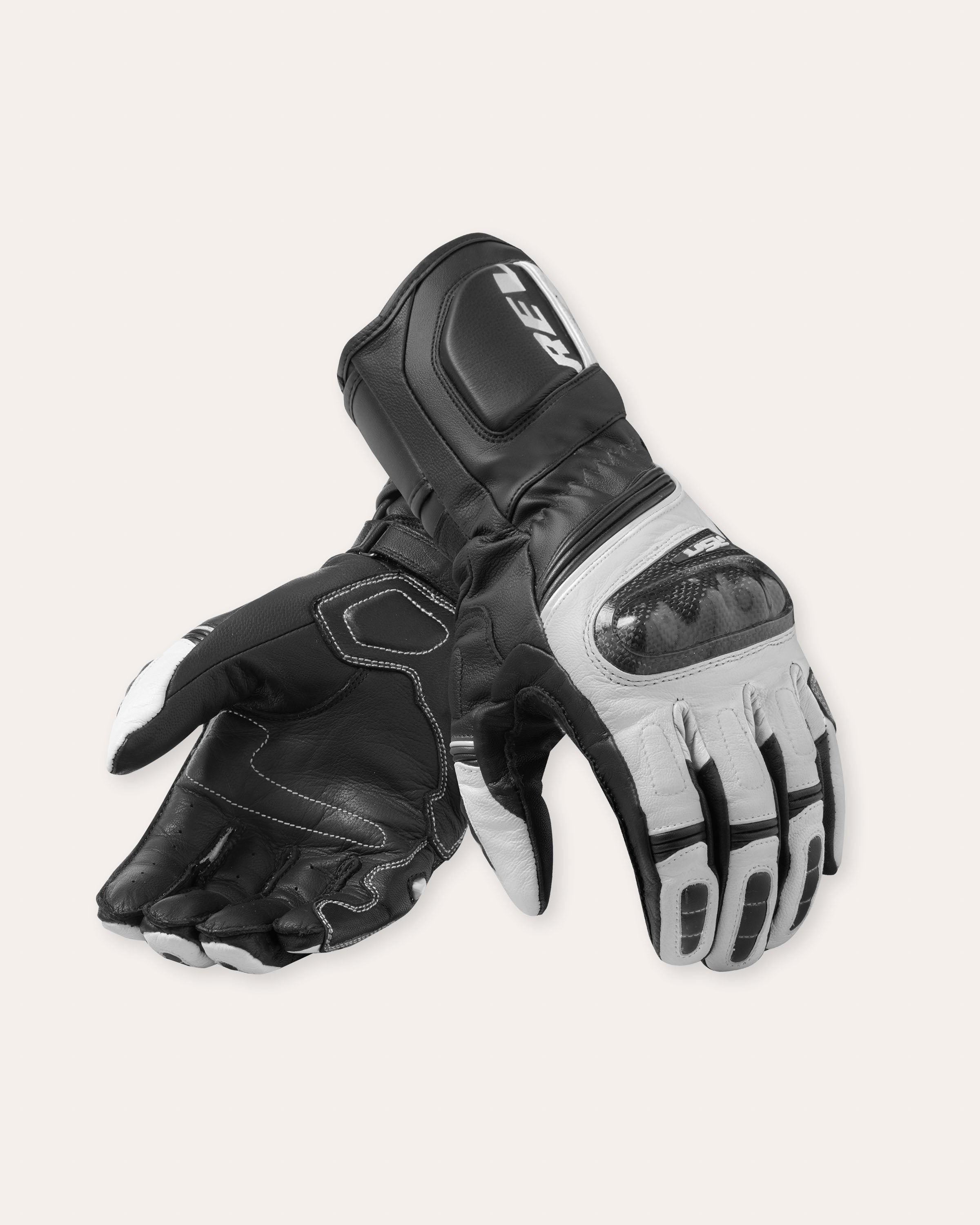 Front image: RSR 3 - Black-White