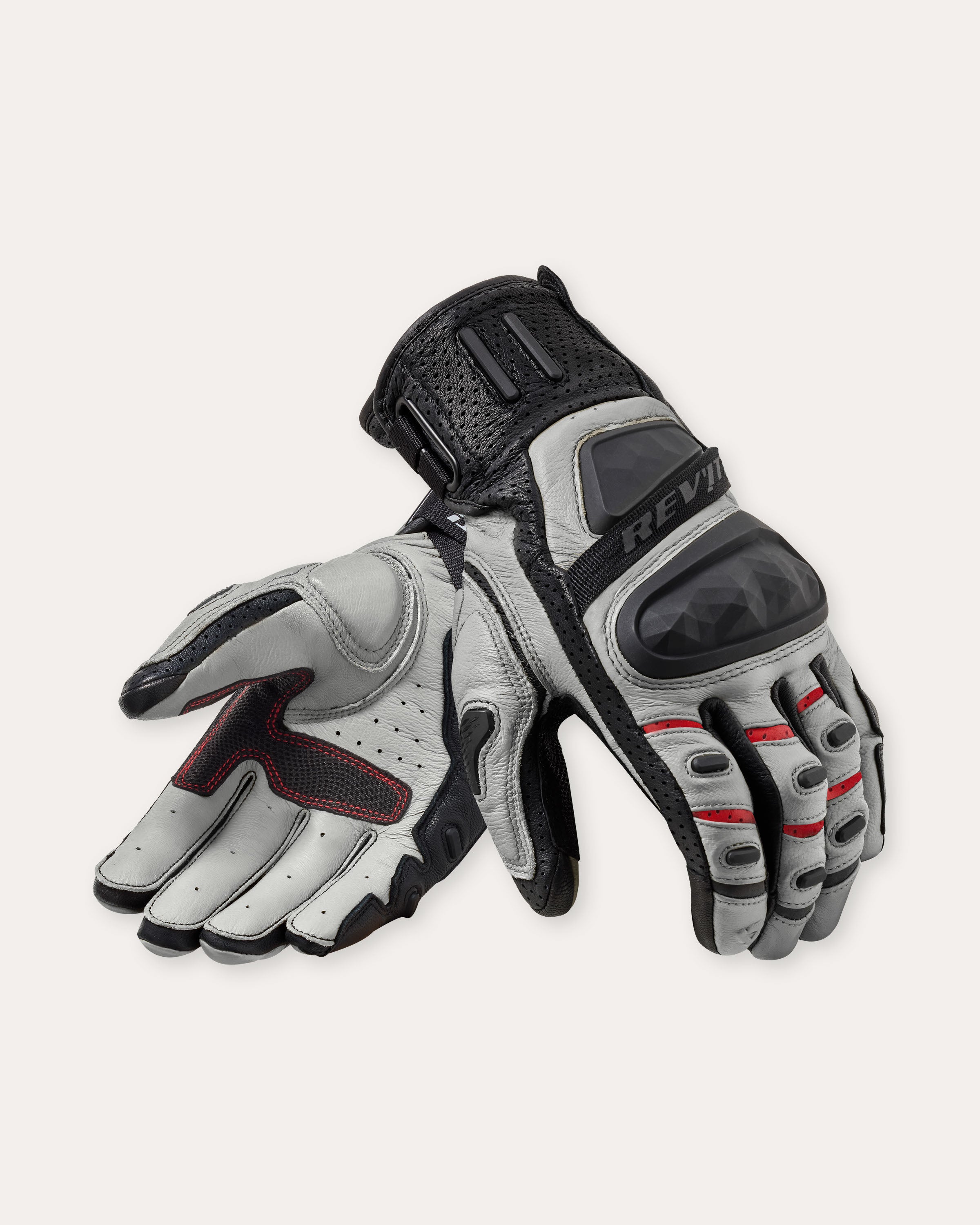 Front image: Cayenne 2 - Black-Silver