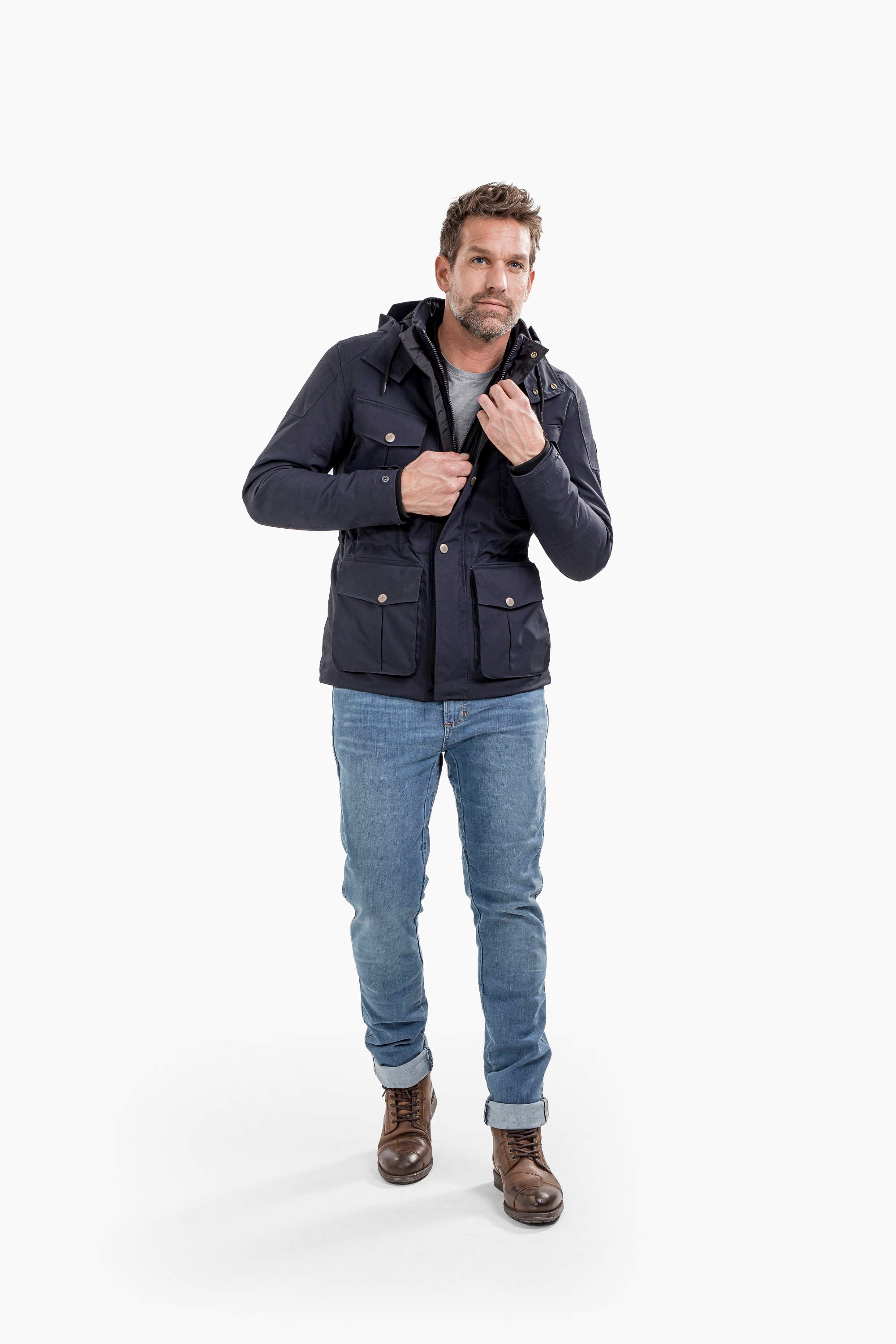 A hooded parka with a twist: The Triomphe motorcycle Jacket – REV