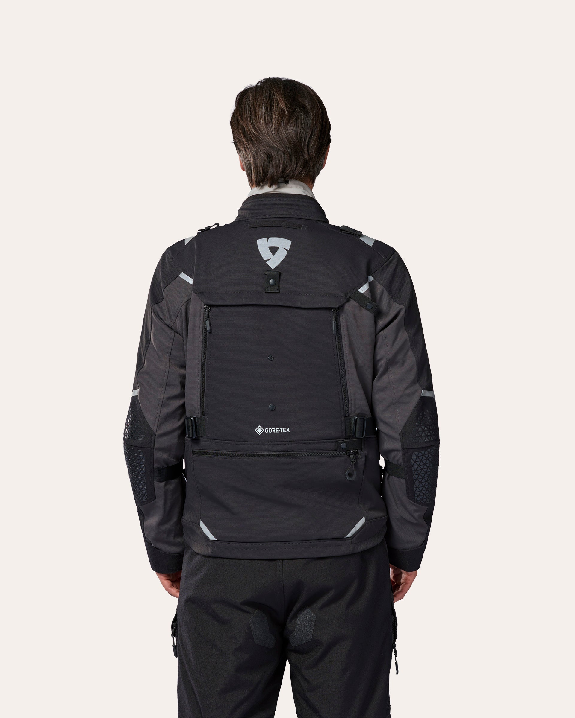 Variant image: Defender 4 GTX - Black