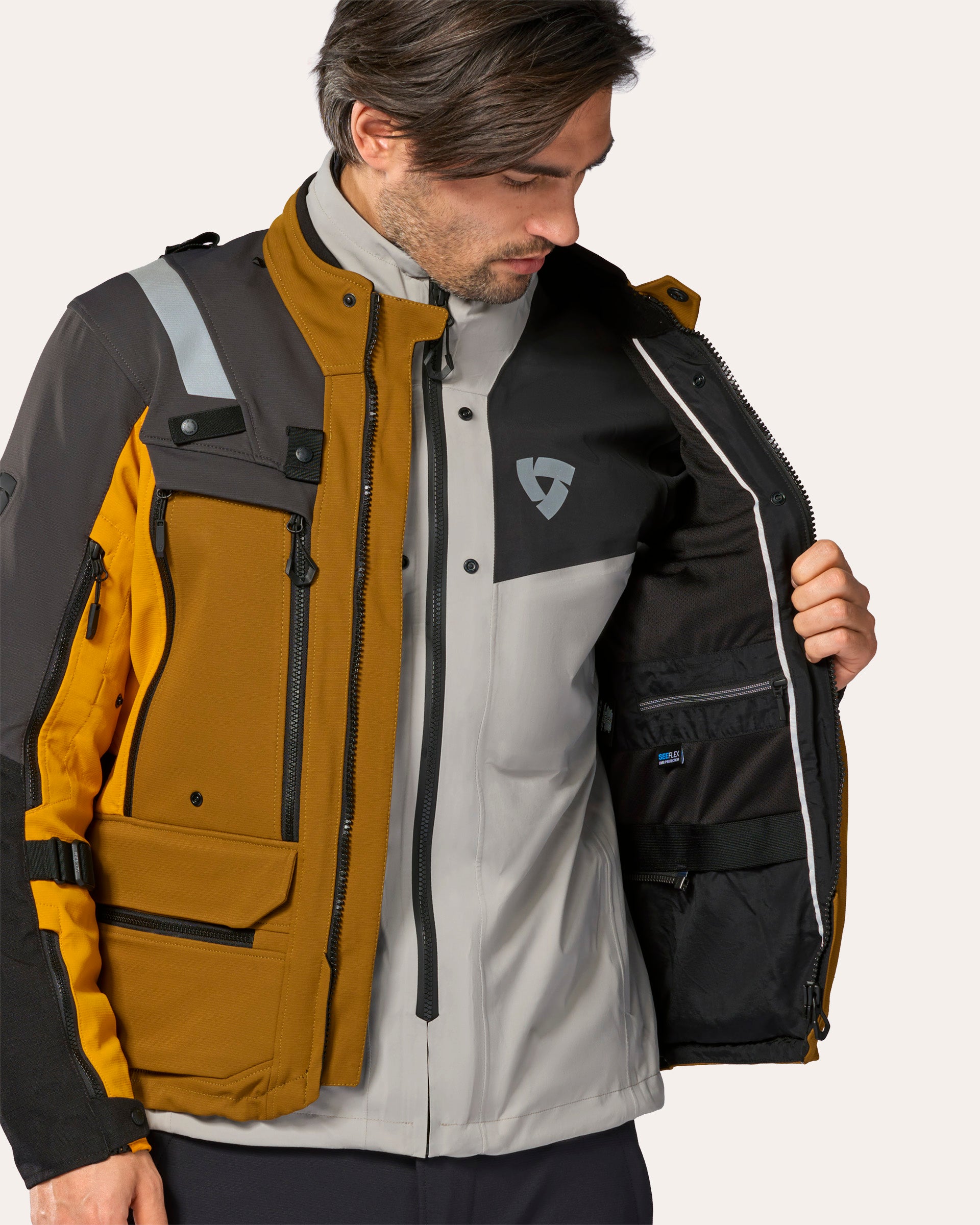 Variant image: Defender 4 GTX - Black-Ocher Yellow