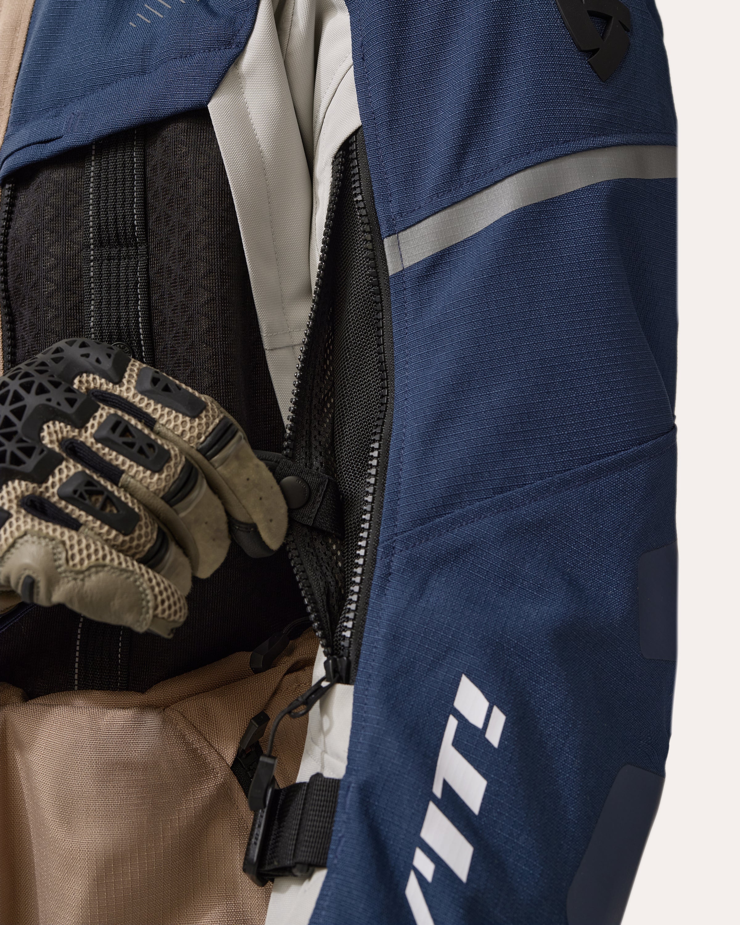 Sleeve zip Sand 5 H2O