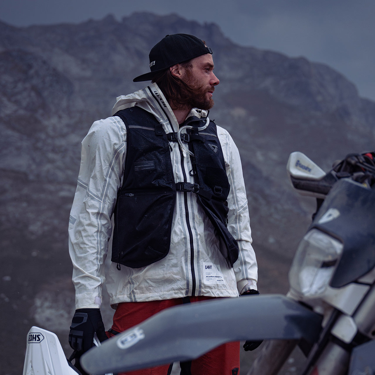 Trail Vest | Highly Functional Pack Vest – REV'IT! Sport International