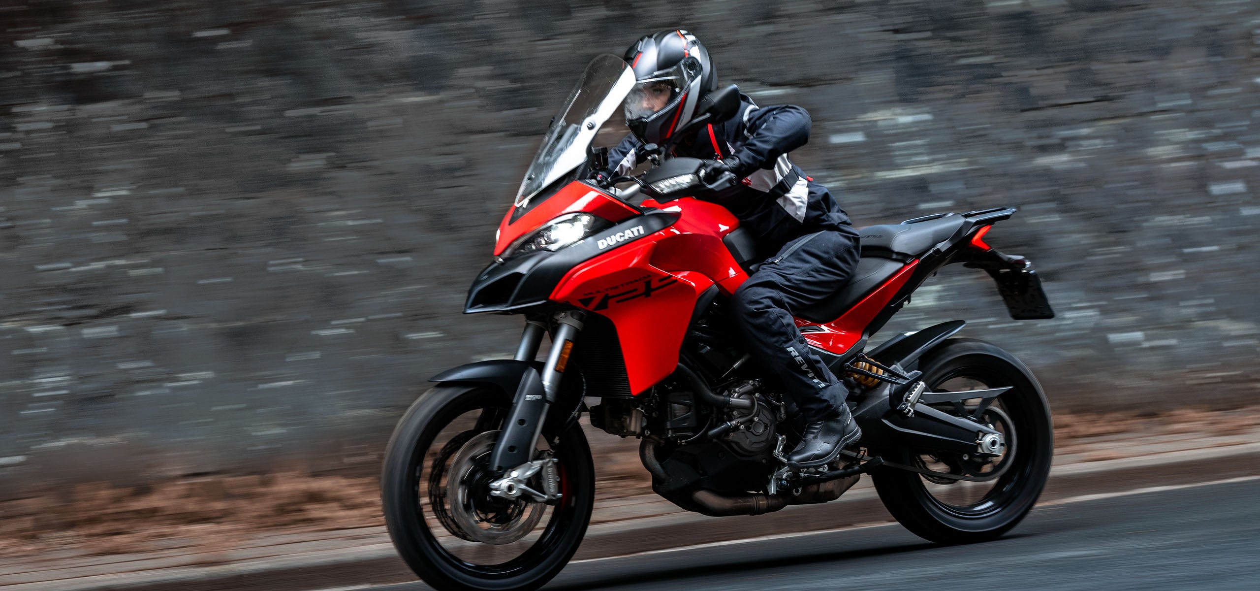 Horizon 3 H2O Ladies Motorcycle Jacket | Find out how versatility