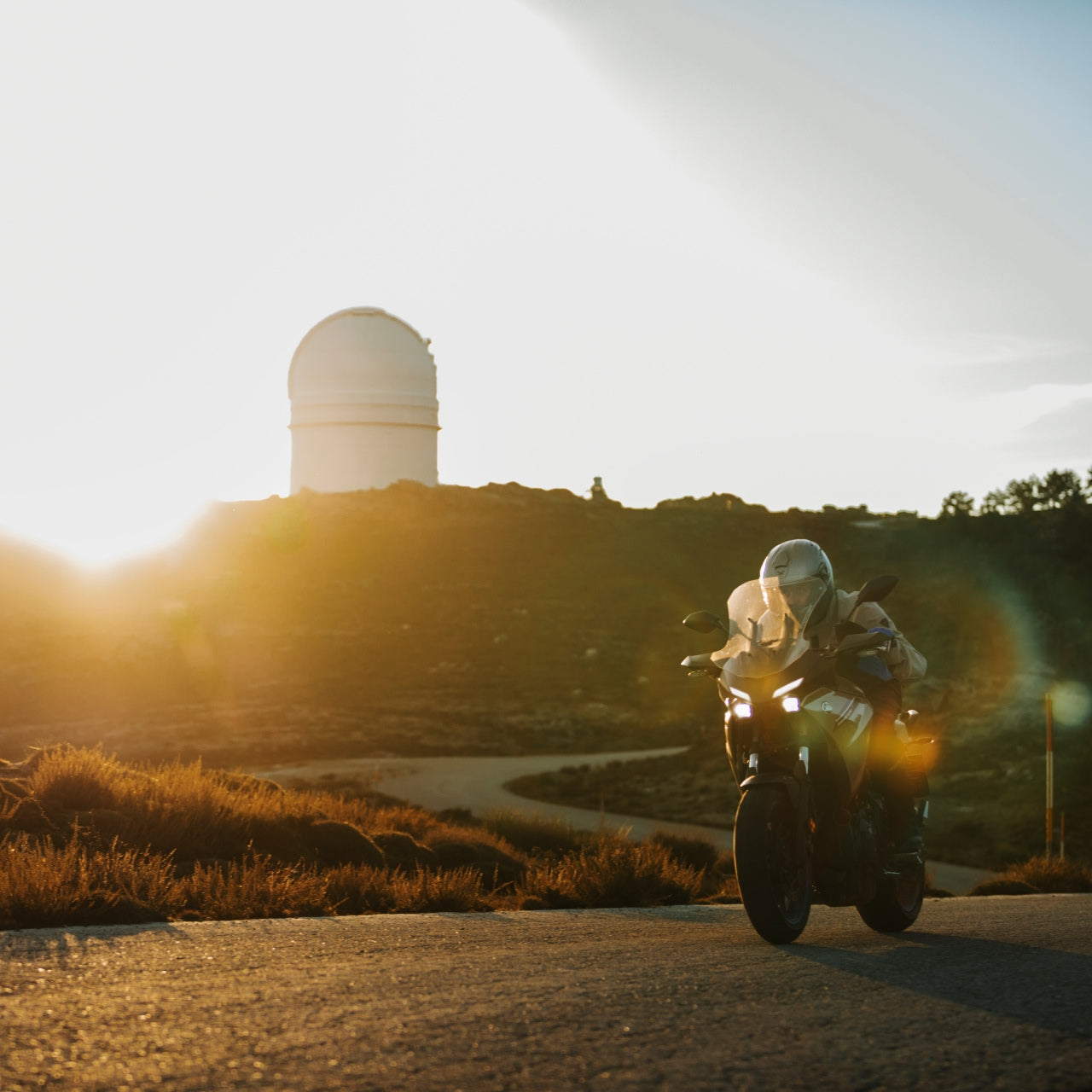 Airwave 4 Motorcycle Jacket | Ventilated Performance – REV