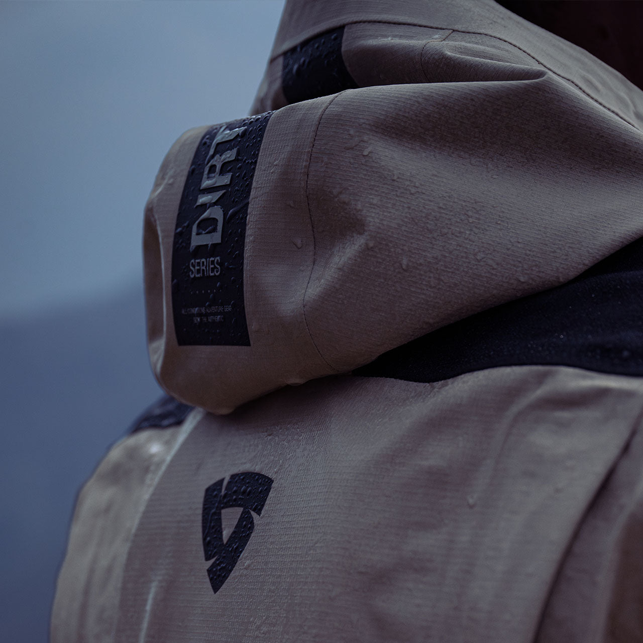 Component 3 H2O Jacket: Advanced Protection & Stylish Adventure