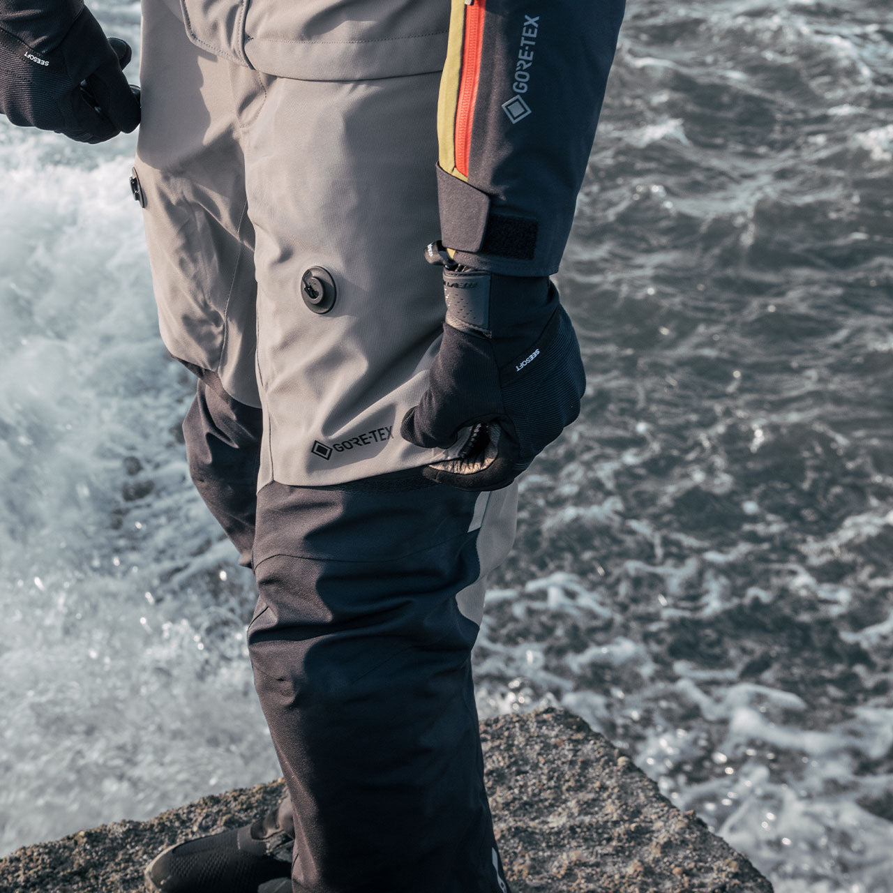 Neptune 3 GTX Motorcycle Pants | REV'IT! – REV'IT! Sport International