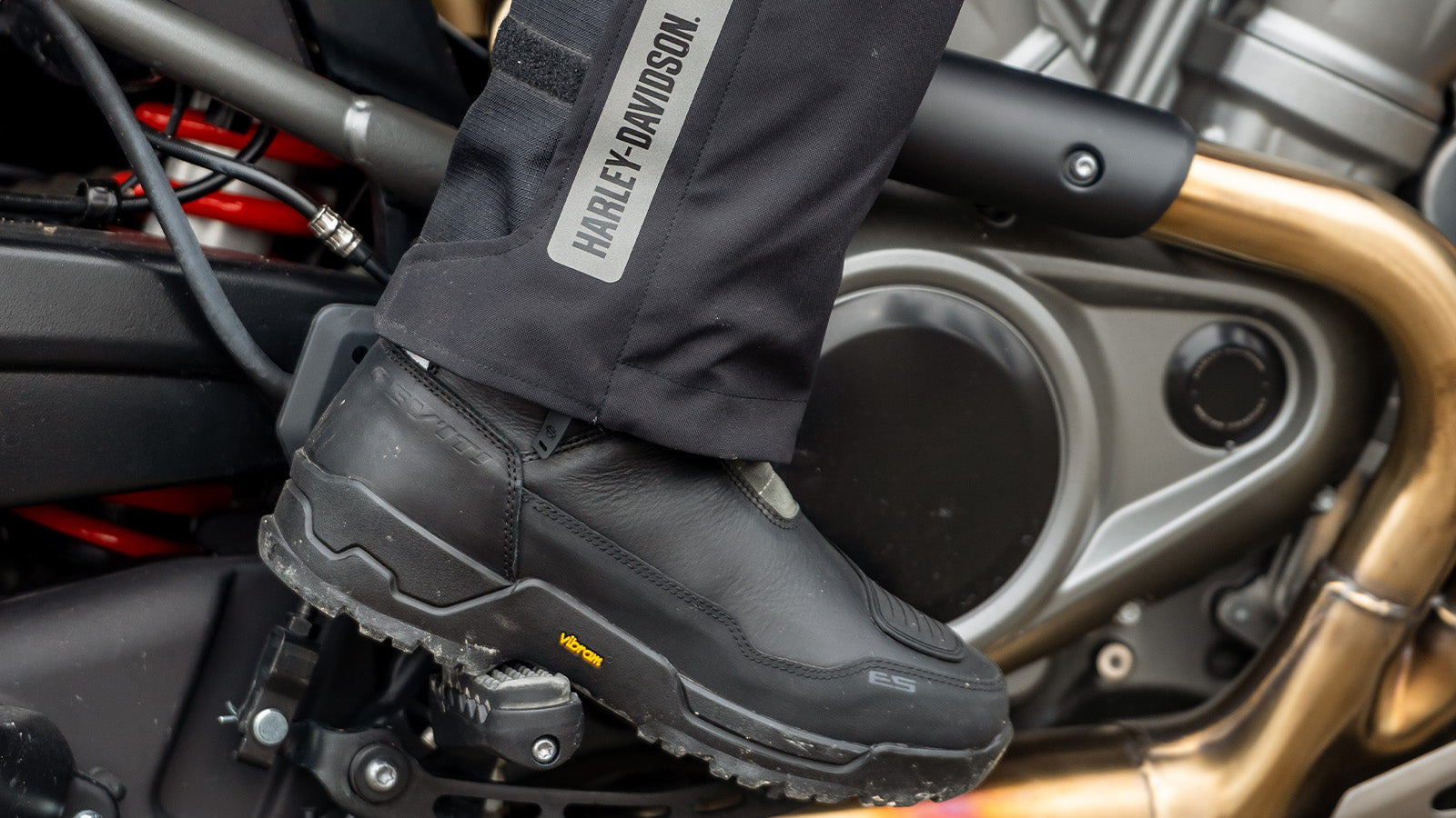 REV'IT x Harley-Davidson | Pan America Apparel Line Up| Enter