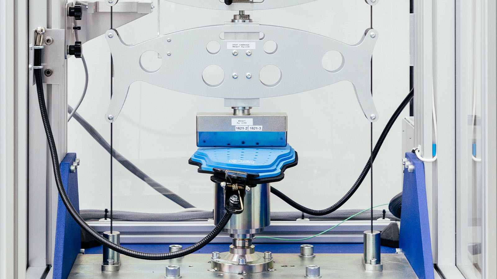 The revolutionary SEESOFT multi-impact protection – REV'IT